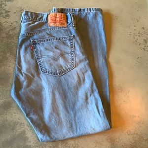 Men’s Levi jeans